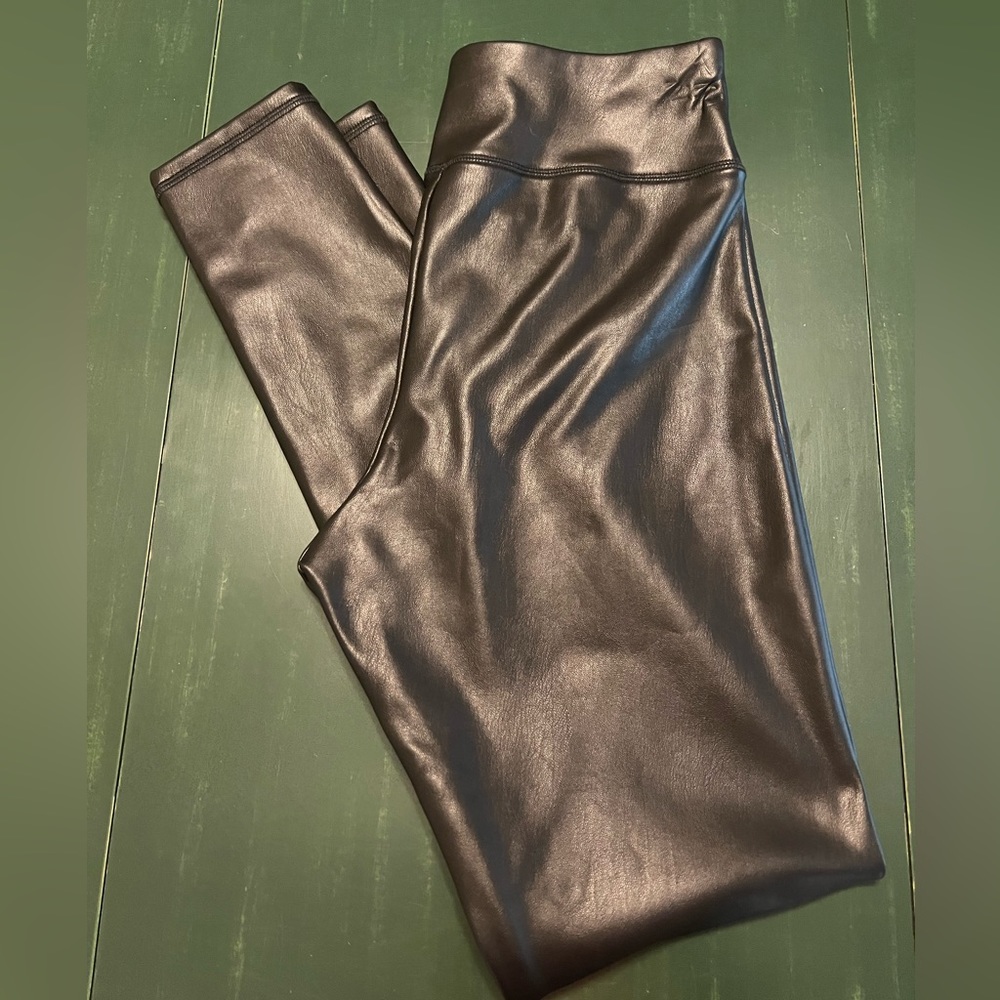 Hollister Ultra High Rise Jersey Legging